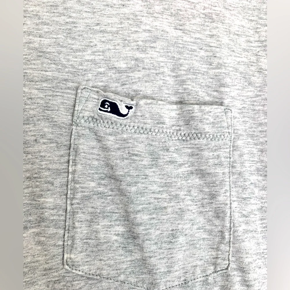 Vineyard Vines~ Mens Logo T Shirt, Short Sleeve, Gray. Large - Picture 2 of 4